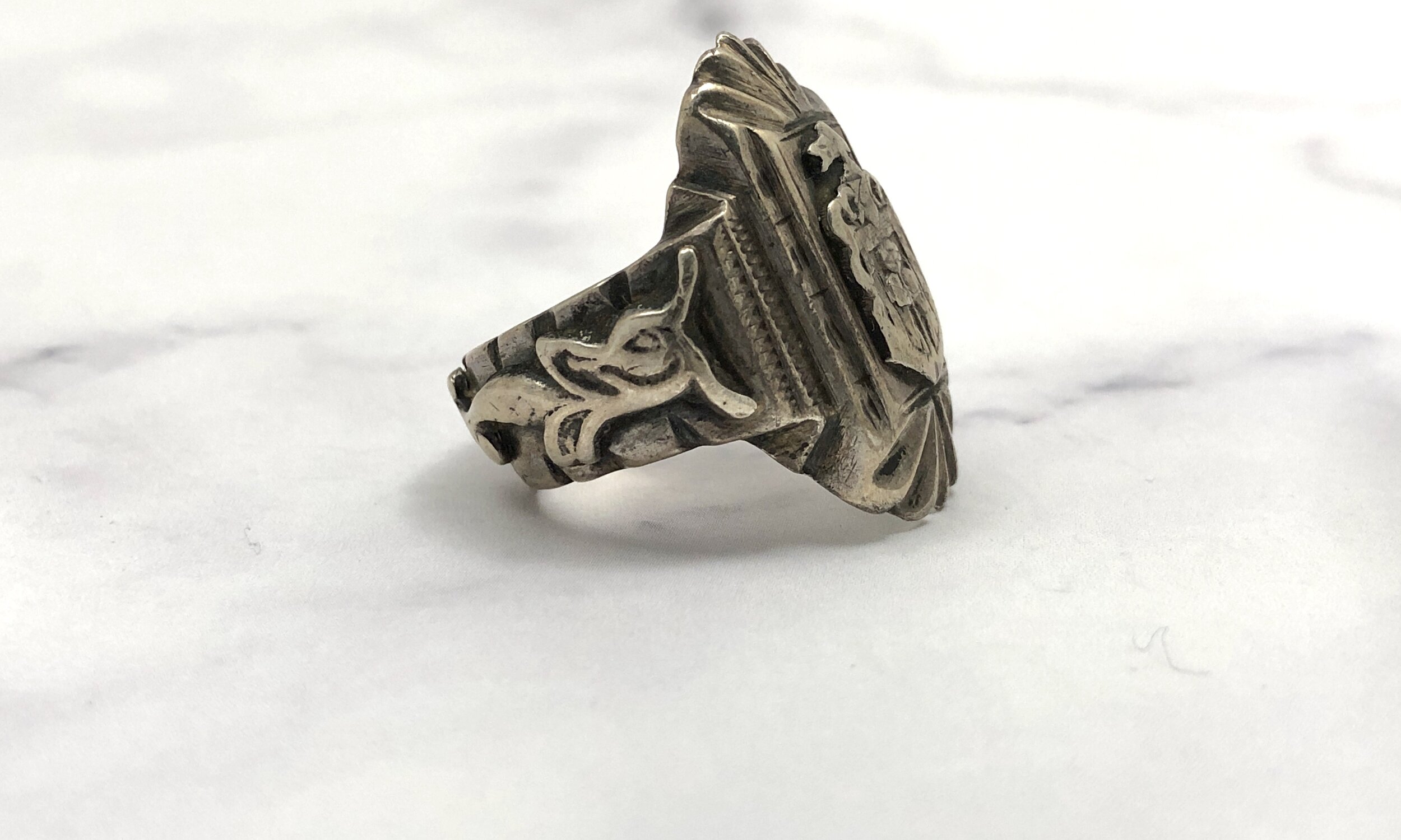 Vintage Mexican Coat of Arms & Sea Serpents Silver Ring — Worn-Over-Time